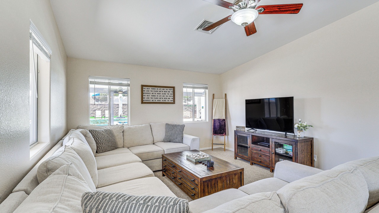 Photo of Bedroom in Lake Havasu City