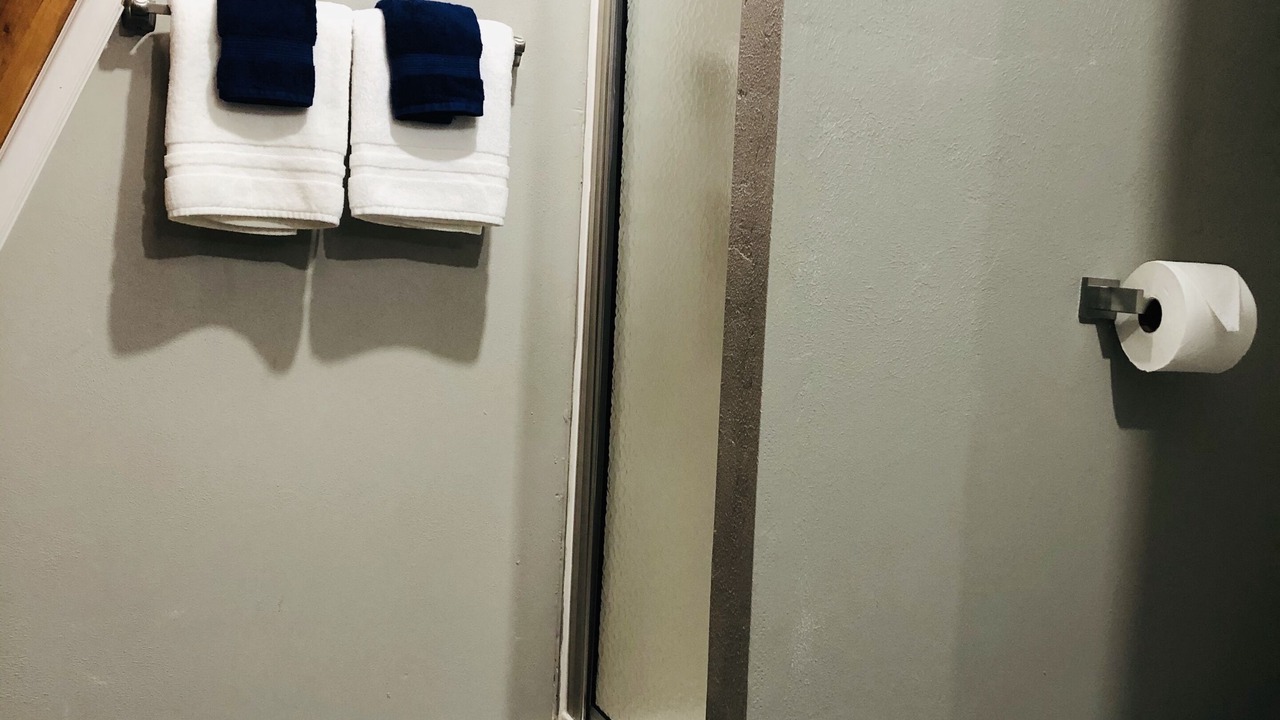 Photo of Bathroom in Springville