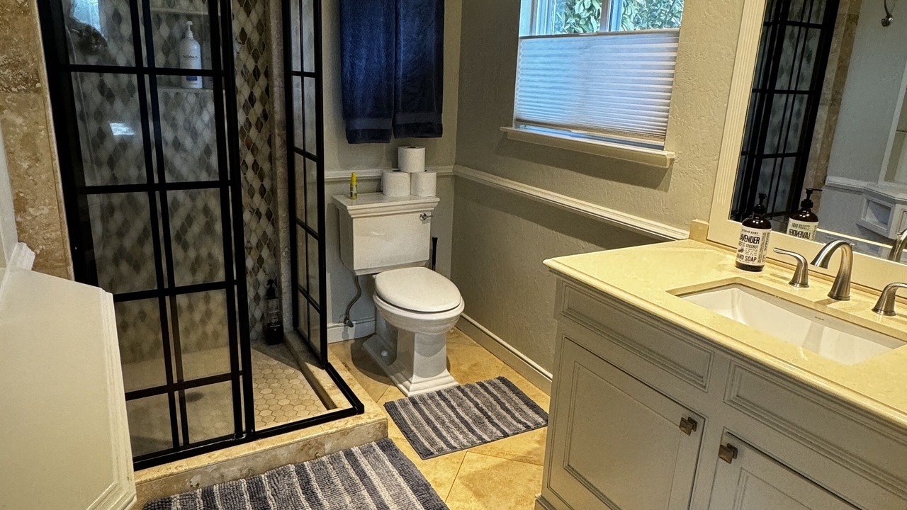 Photo of Bathroom in Sonoma