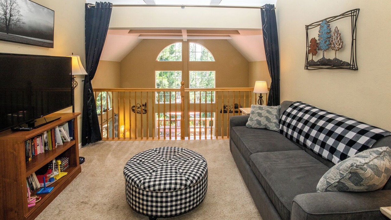 Photo of Livingroom in Cold Springs