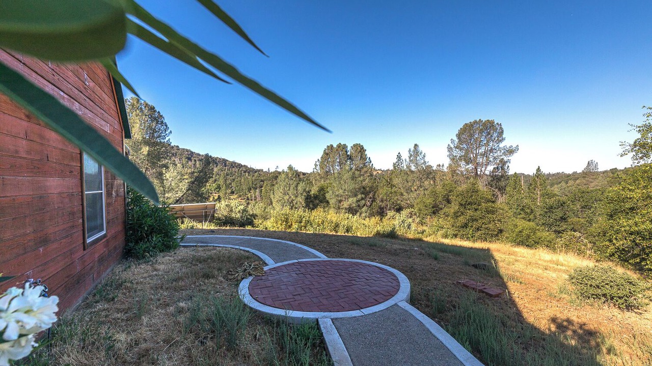 Photo of Outdoor in Mariposa