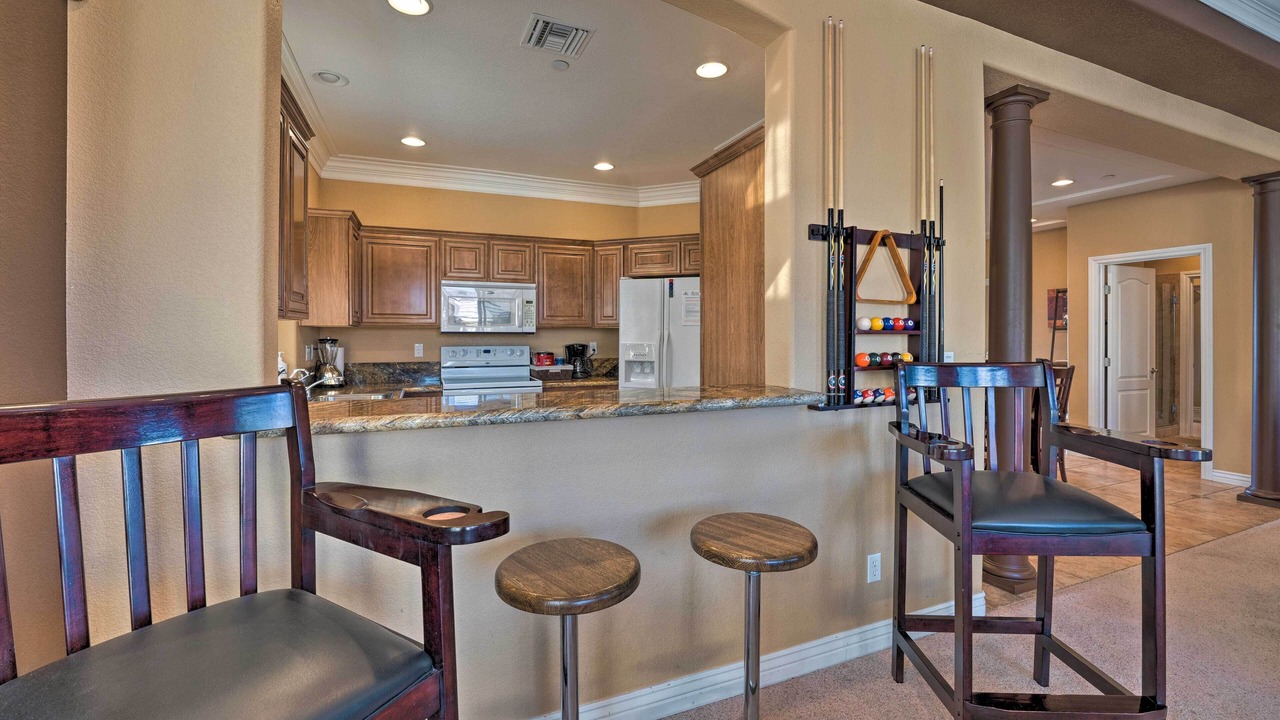 Photo of Livingroom in Sunridge Estates