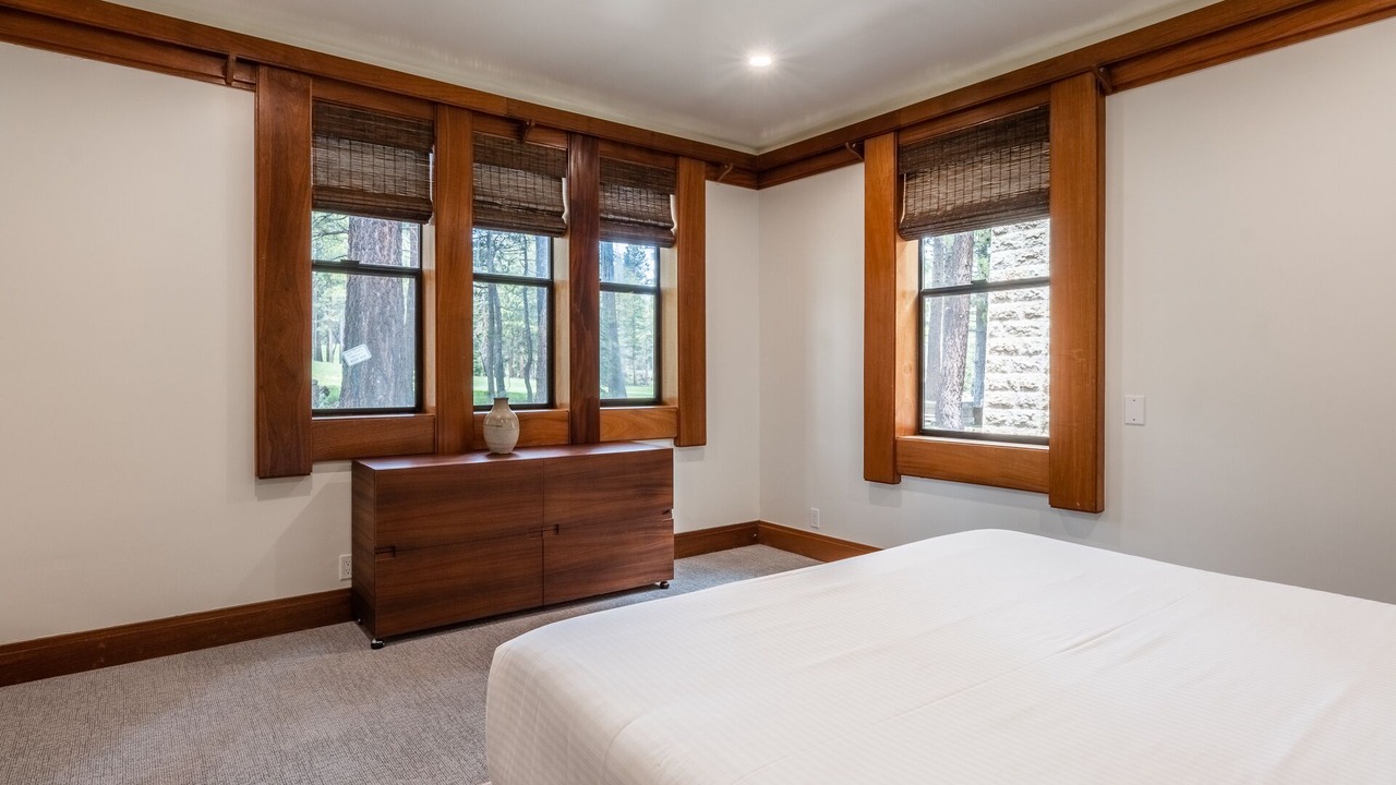 Photo of Bedroom in Mammoth Lakes
