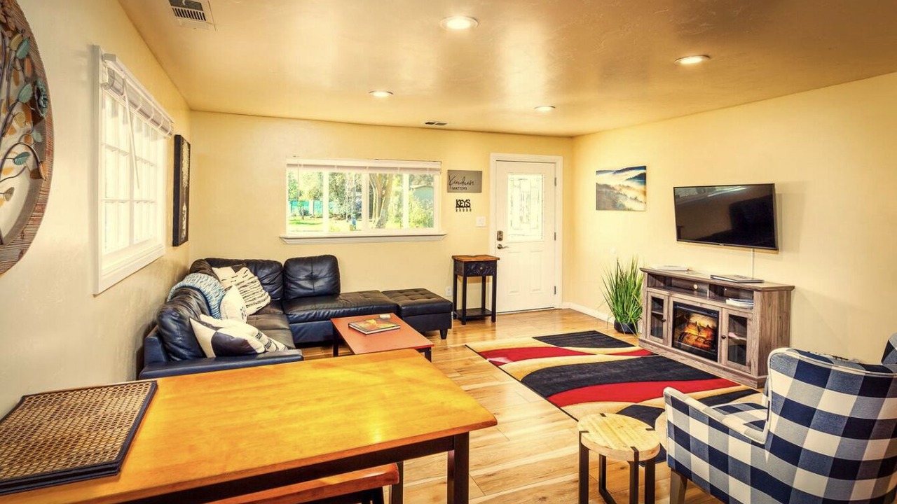 Photo of Livingroom in Three Rivers