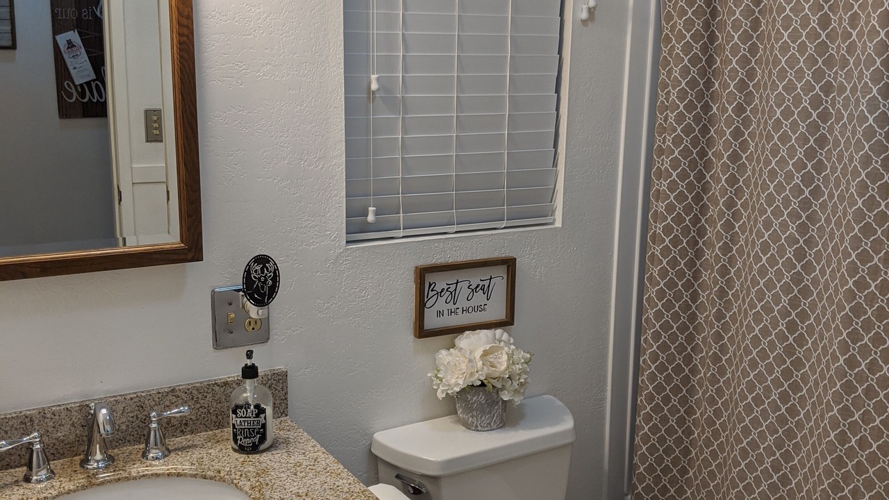 Photo of Bathroom in Long Barn