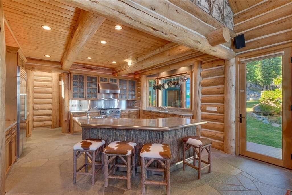 Photo of Kitchen in Tahoma