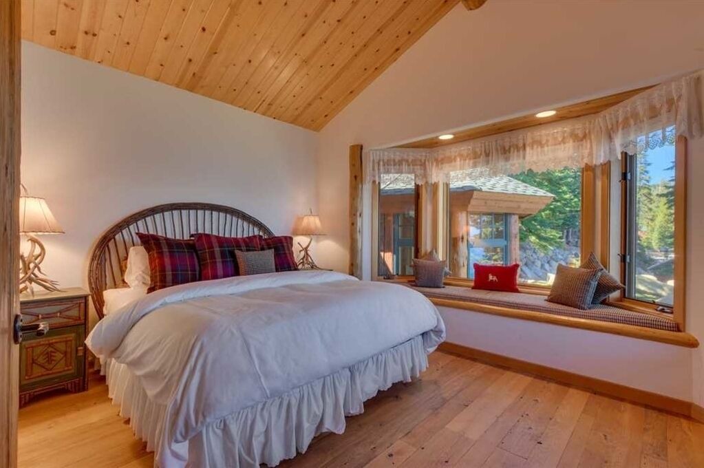 Photo of Bedroom in Tahoma