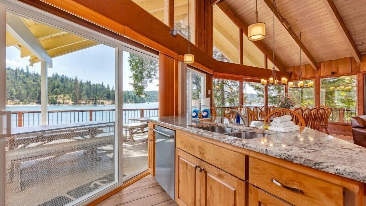 Photo of Outdoor in Bass Lake