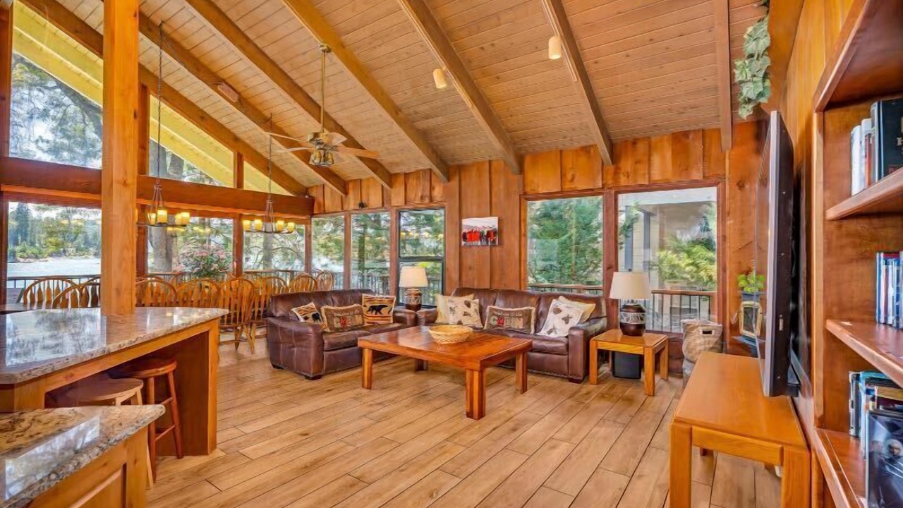 Photo of Bedroom in Bass Lake