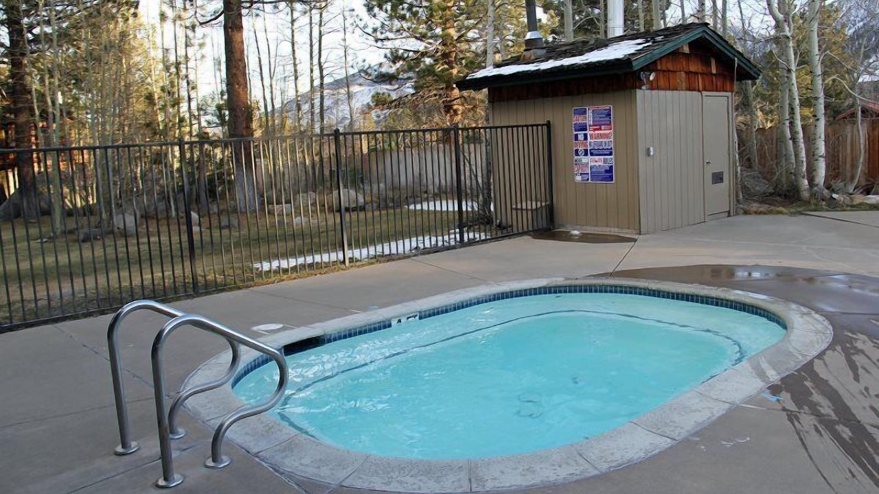 Photo of Outdoor in Mammoth Lakes