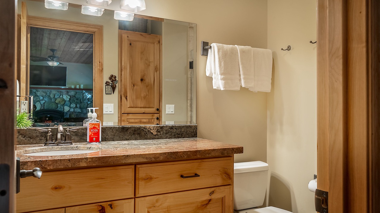 Photo of Bathroom in Happy Hill