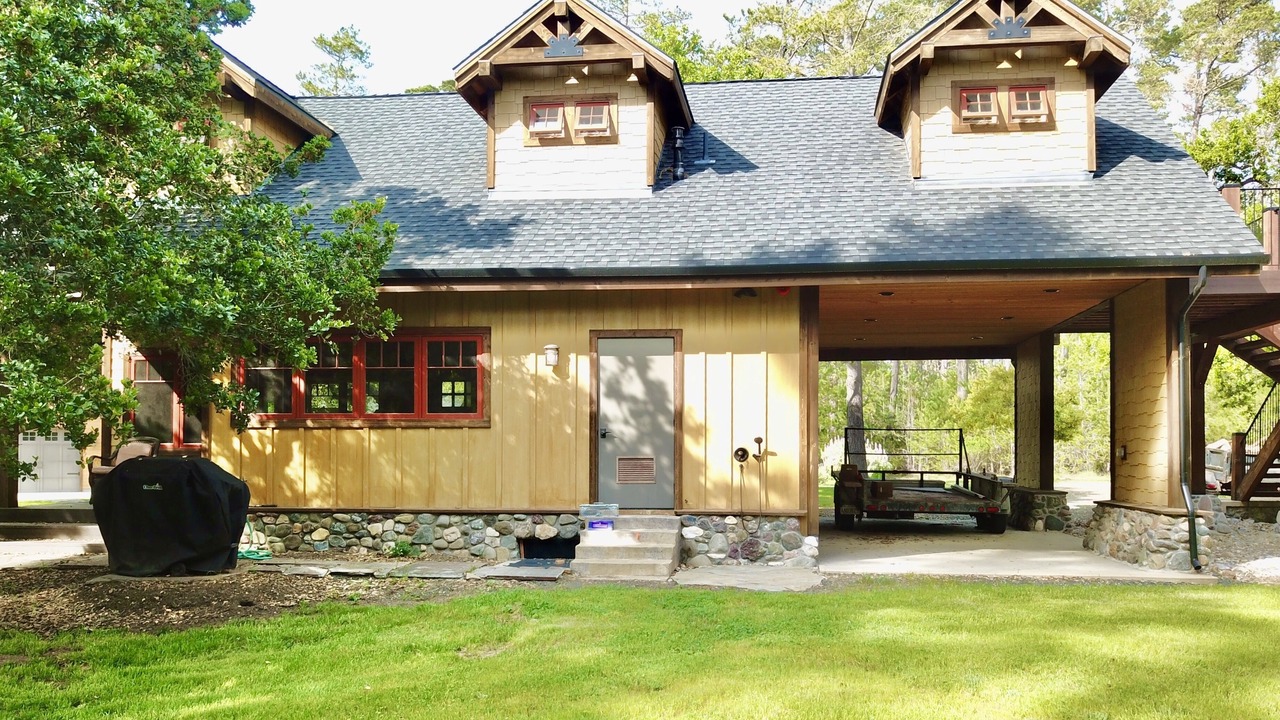 Photo of Outdoor in Happy Hill