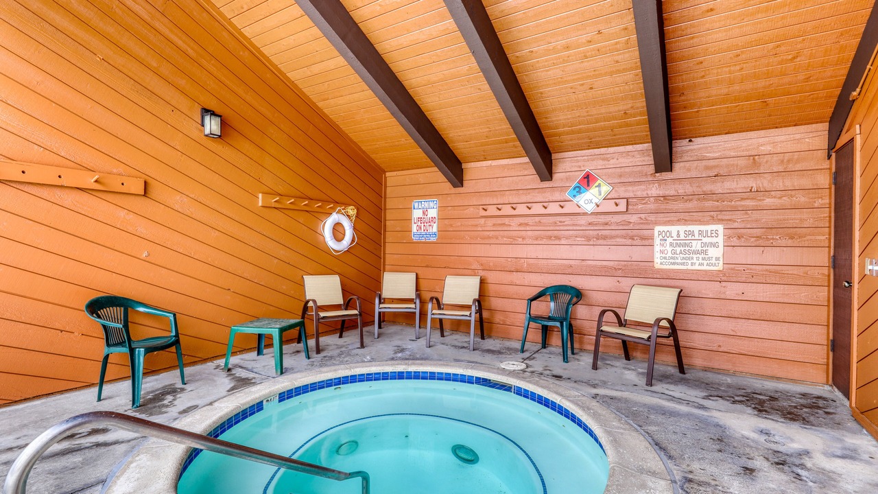 Photo of Outdoor in Mammoth Lakes