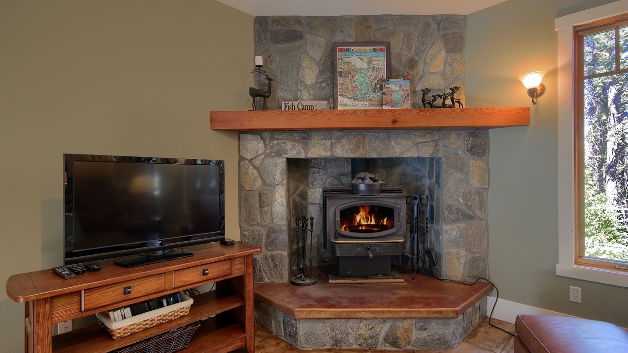 Photo of Livingroom in Fish Camp