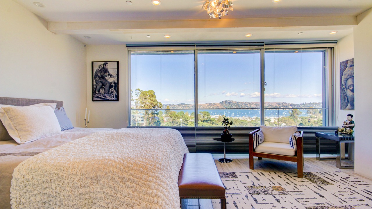 Photo of Bedroom in Marin City