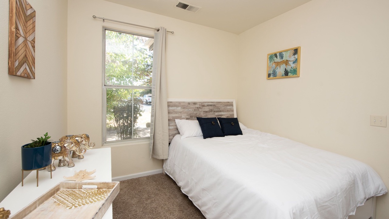 Photo of Bedroom in Roosevelt