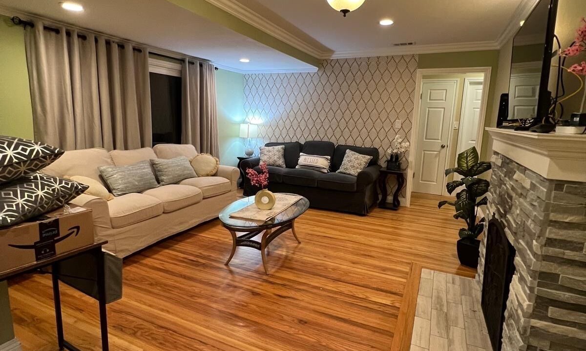 Photo of Livingroom in Danville