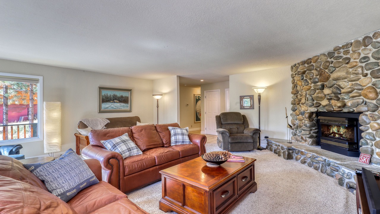 Photo of Livingroom in Zephyr Cove