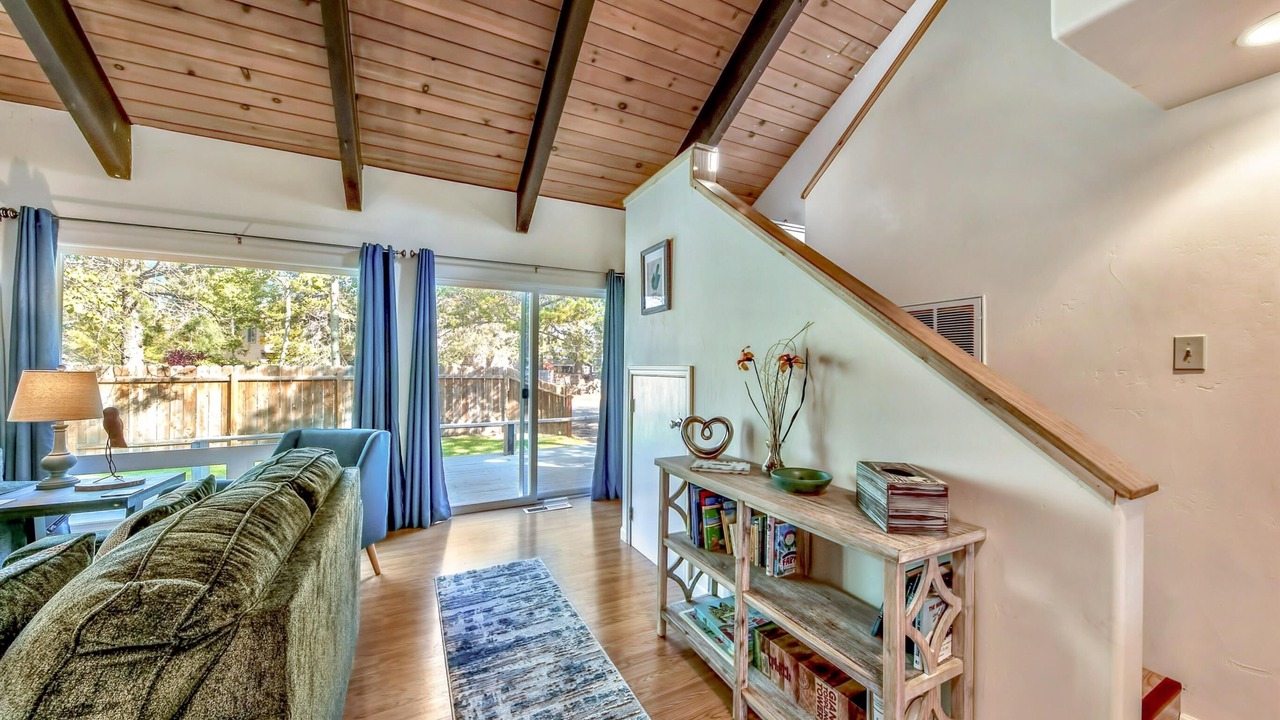 Photo of Livingroom in Tahoe Paradise