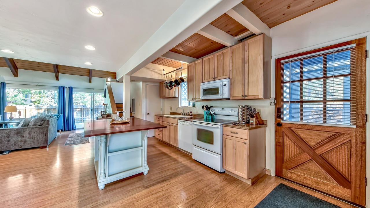 Photo of Kitchen in Tahoe Paradise