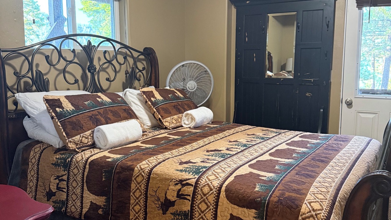 Photo of Bedroom in Tahoe Village