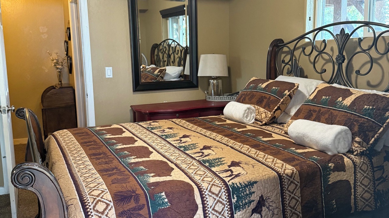 Photo of Bedroom in Tahoe Village