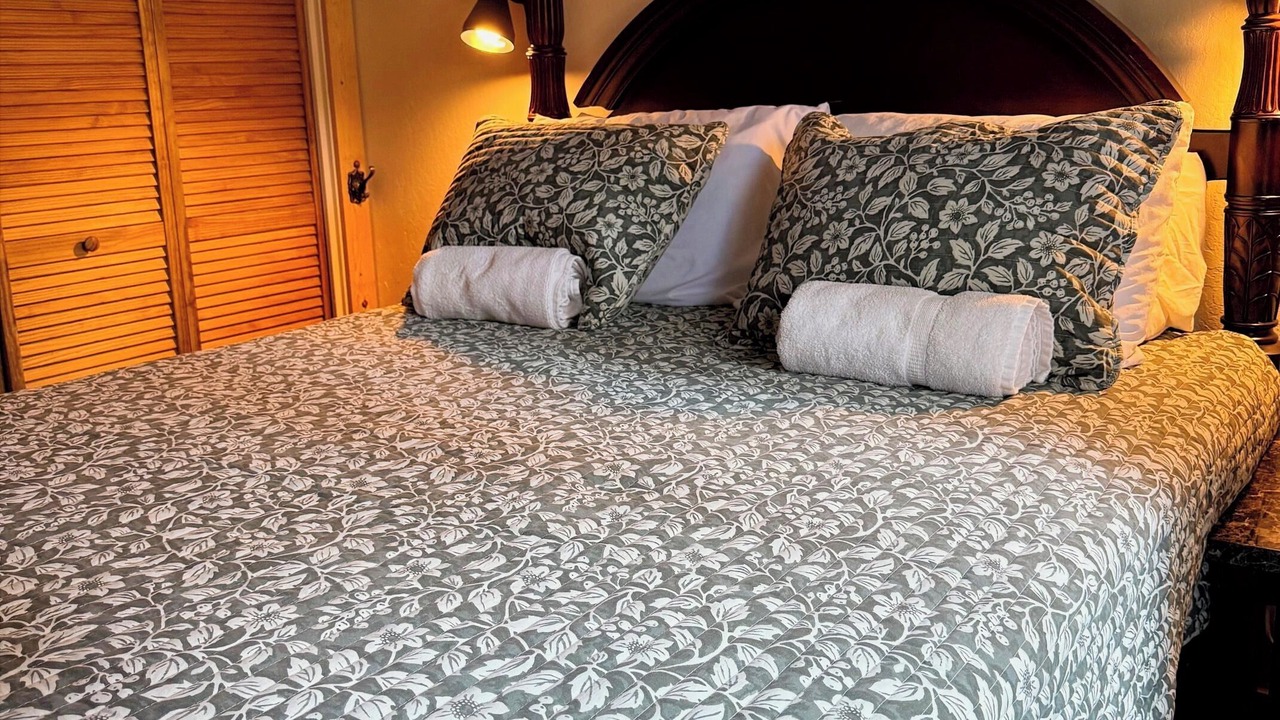 Photo of Bedroom in Tahoe Village