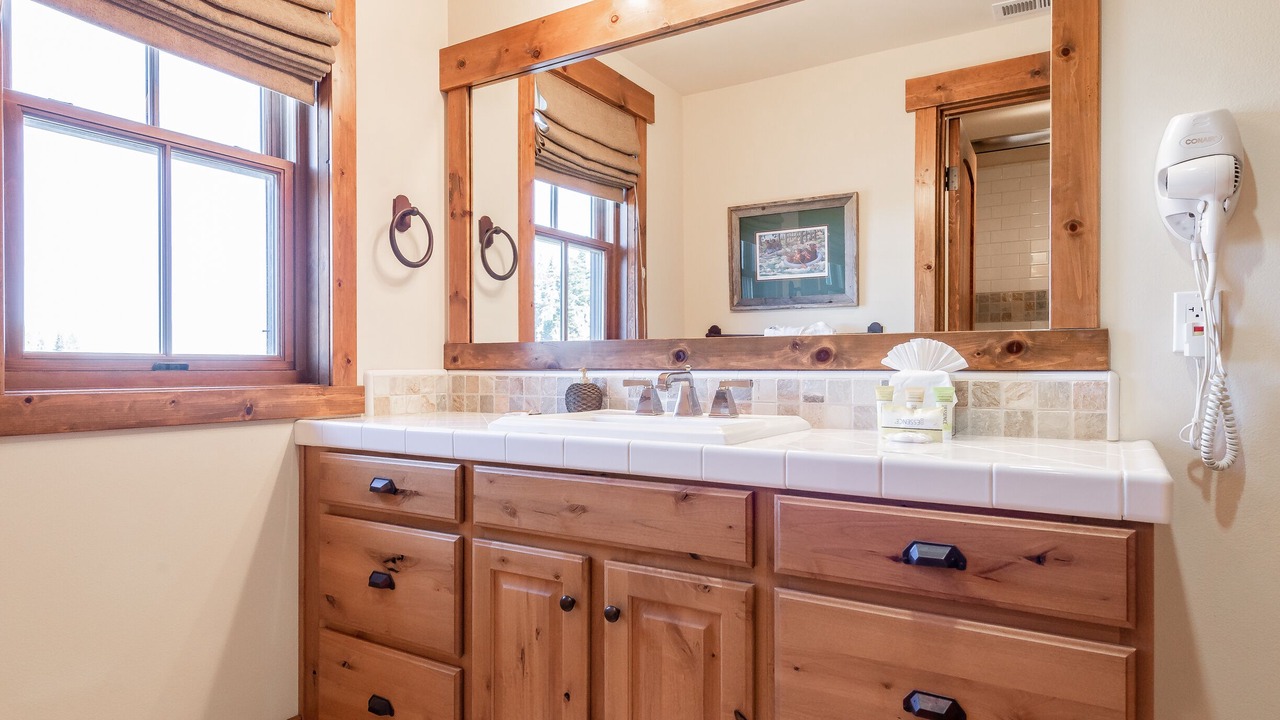 Photo of Bathroom in Mammoth Lakes