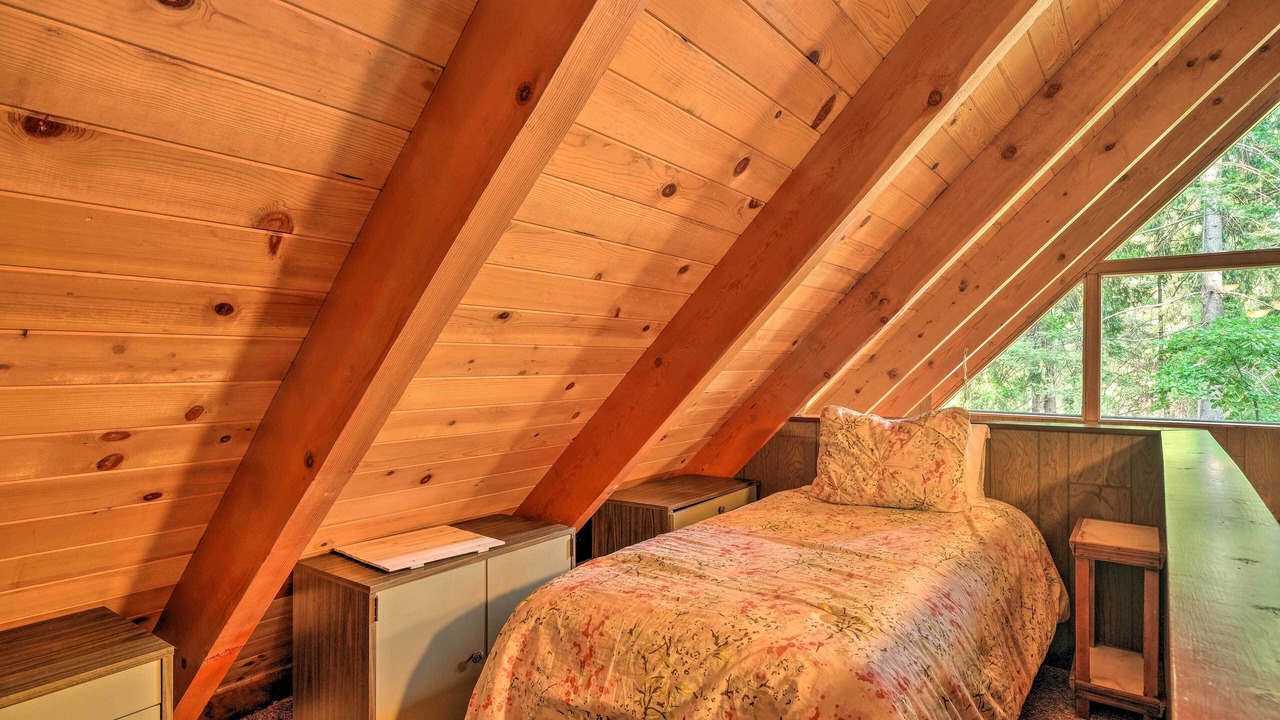 Photo of Bedroom in Twain Harte