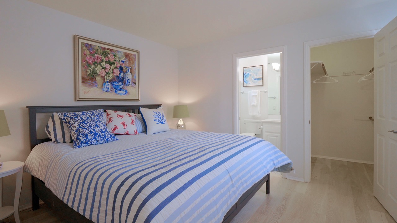 Photo of Bedroom in Balboa Island