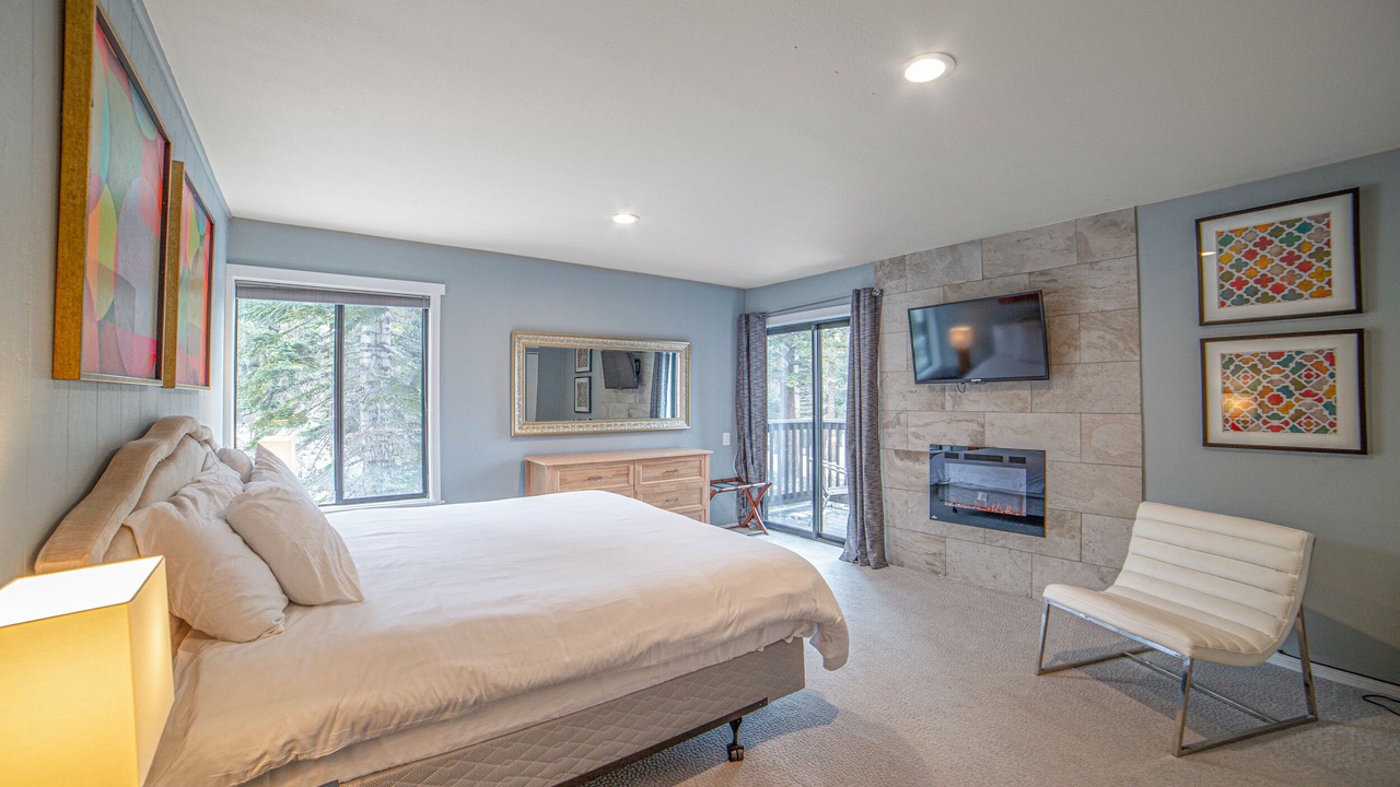 Photo of Bedroom in Mammoth Lakes