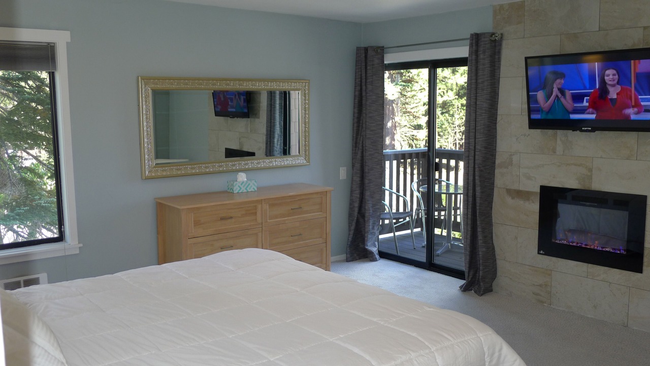 Photo of Bedroom in Mammoth Lakes