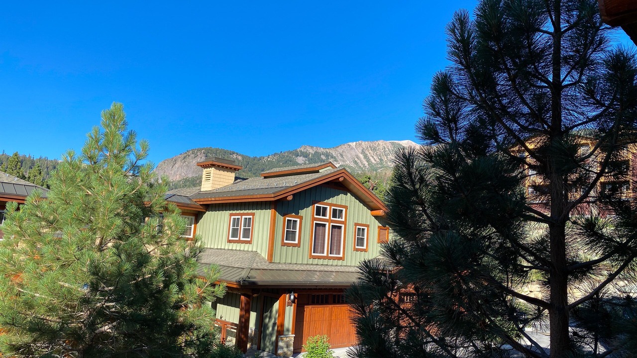 Photo of Outdoor in Mammoth Lakes