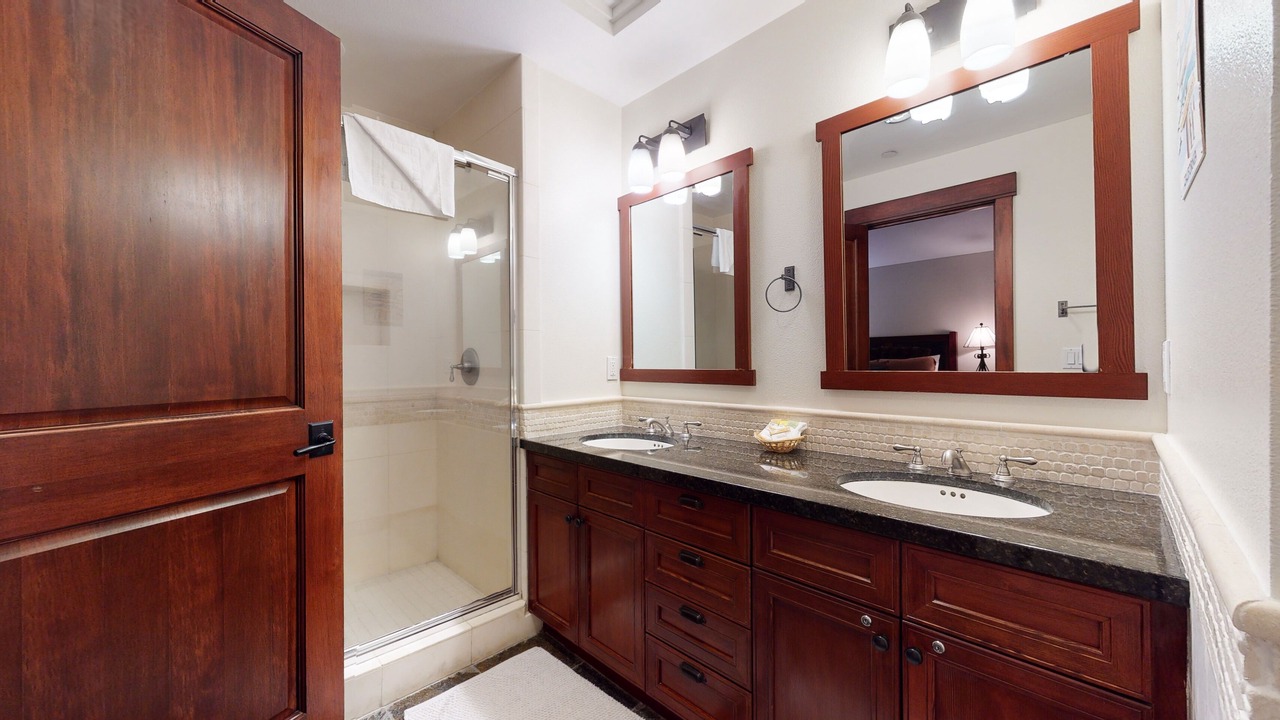 Photo of Bathroom in Mammoth Lakes