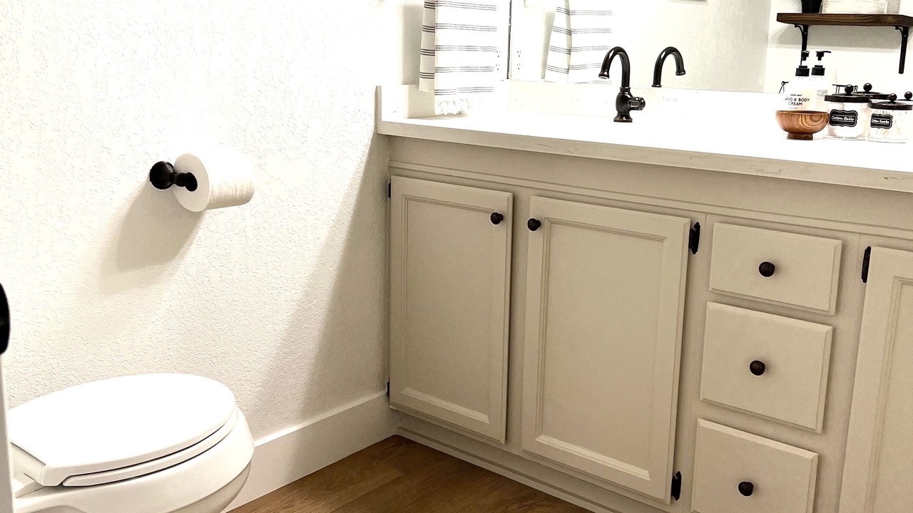 Photo of Bathroom in Sunridge Estates