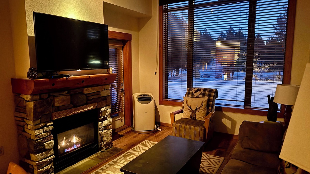Photo of Livingroom in Mammoth Lakes