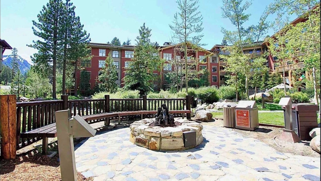 Photo of Outdoor in Mammoth Lakes