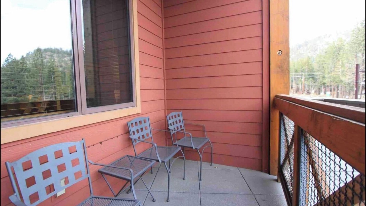 Photo of Patio Balcony in Mammoth Lakes