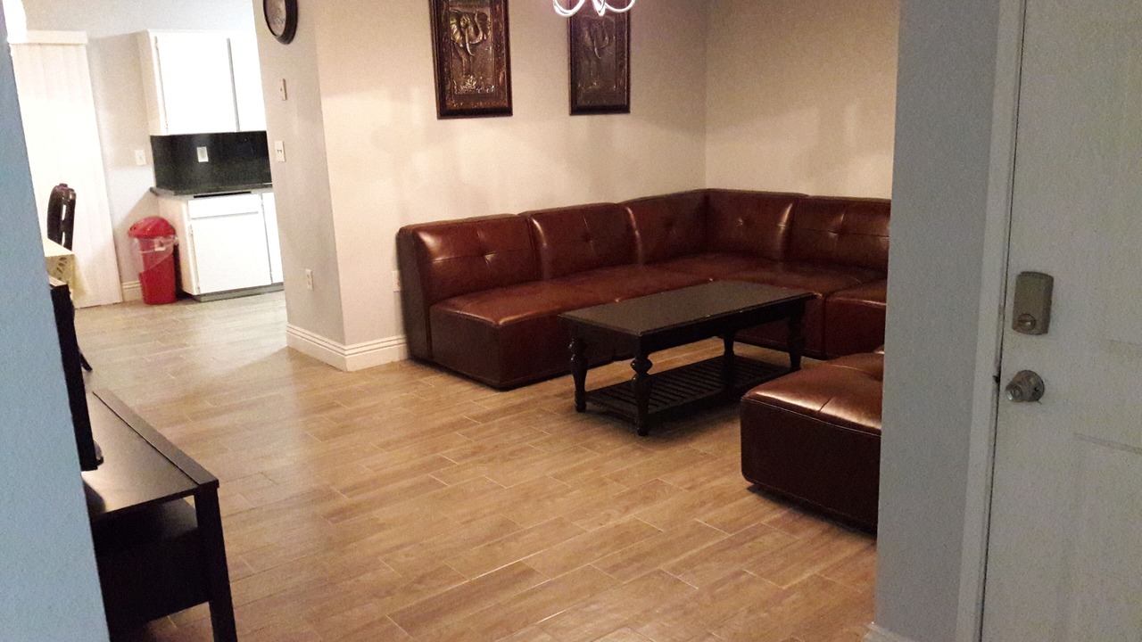 Photo of Livingroom in Coalinga