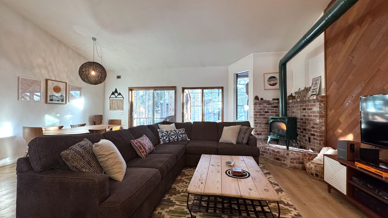 Photo of Bedroom in Mammoth Lakes