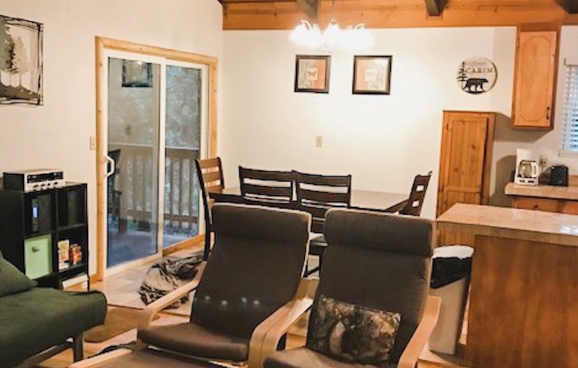 Photo of Livingroom in Groveland