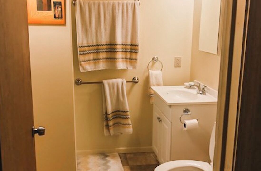 Photo of Bathroom in Groveland