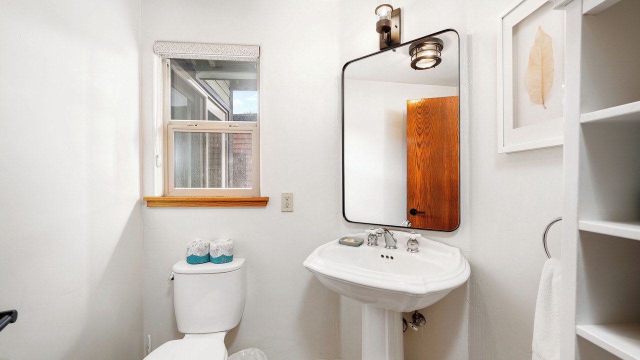 Photo of Bathroom in Marine Terrace