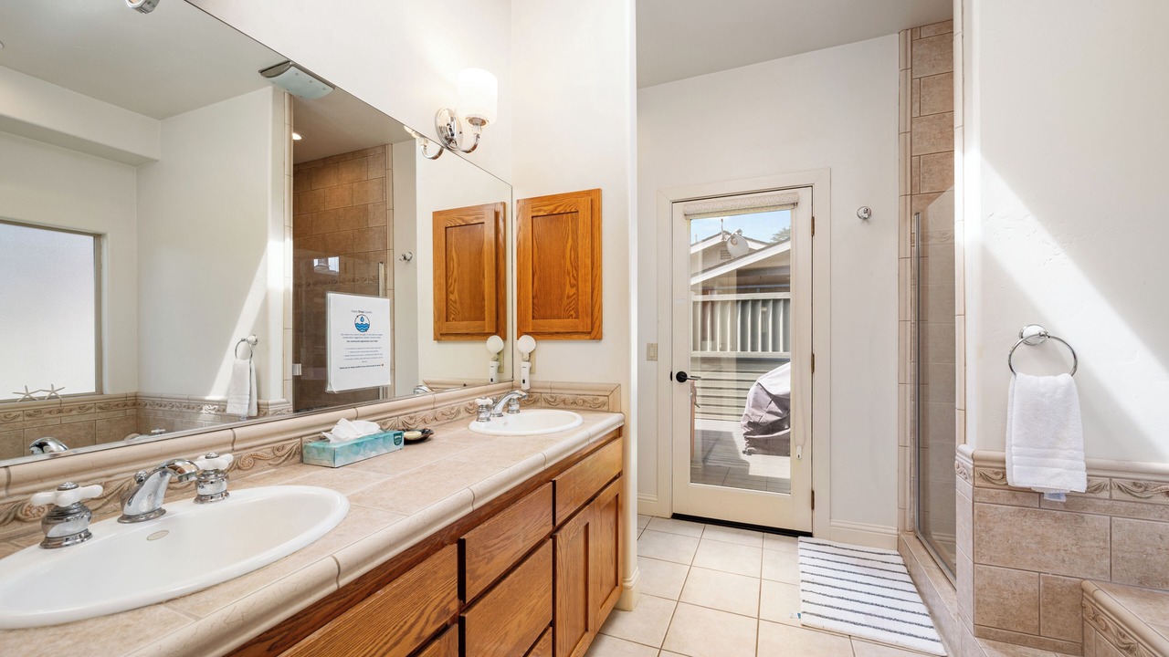 Photo of Bathroom in Marine Terrace
