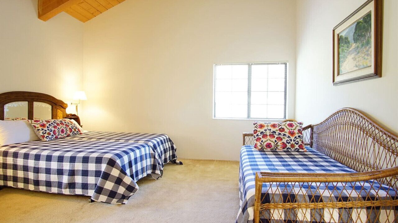 Photo of Bedroom in June Lake