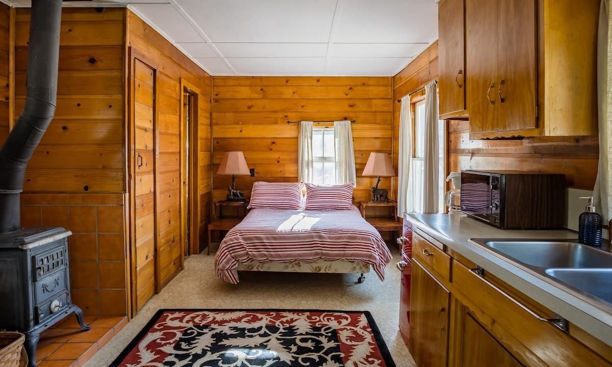 Photo of Bedroom in Lake Isabella