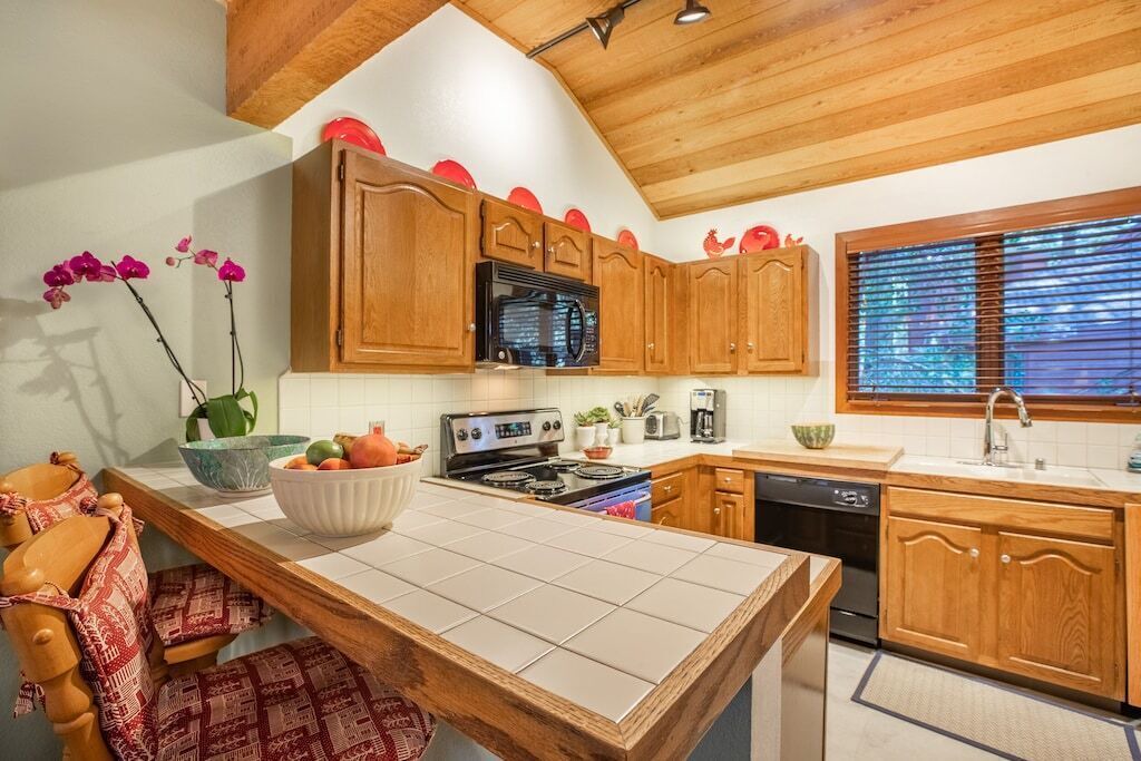 Photo of Kitchen in Mammoth Lakes
