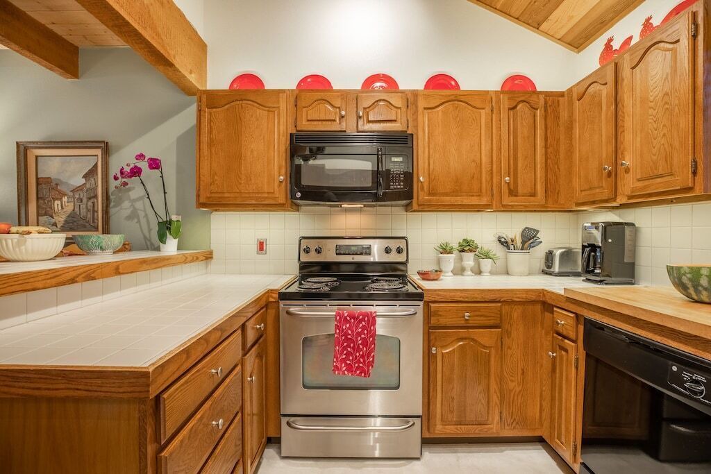 Photo of Kitchen in Mammoth Lakes