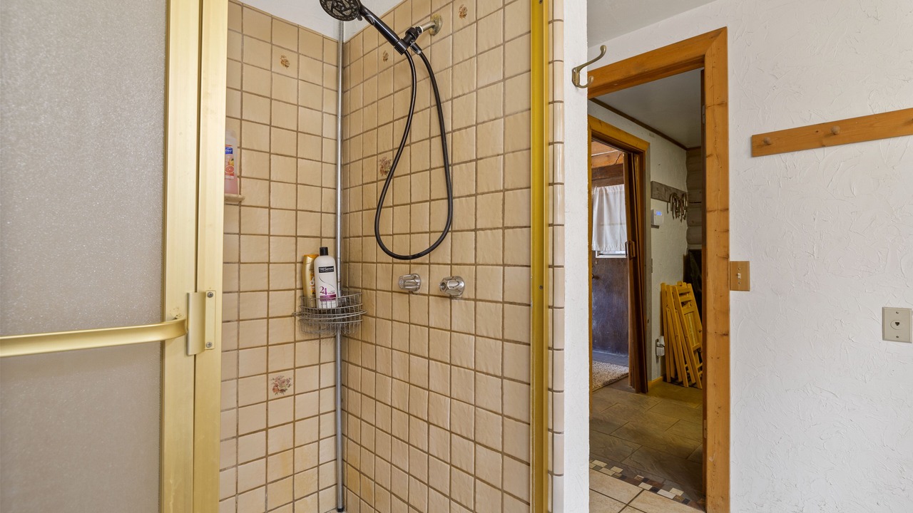 Photo of Bathroom in Wofford Heights