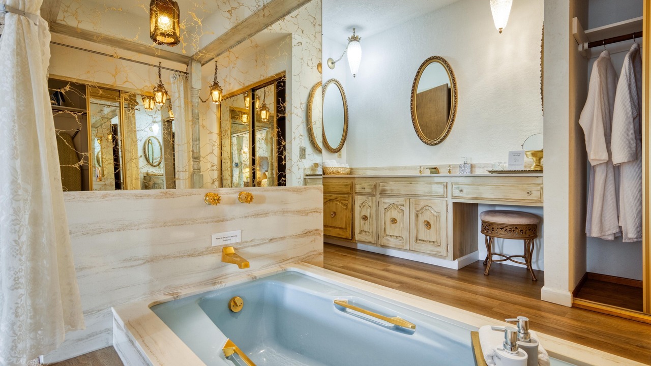 Photo of Bathroom in Marina